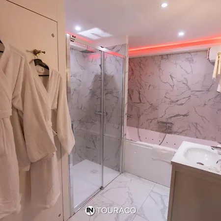 Bed & Breakfast Inside Les Dombes